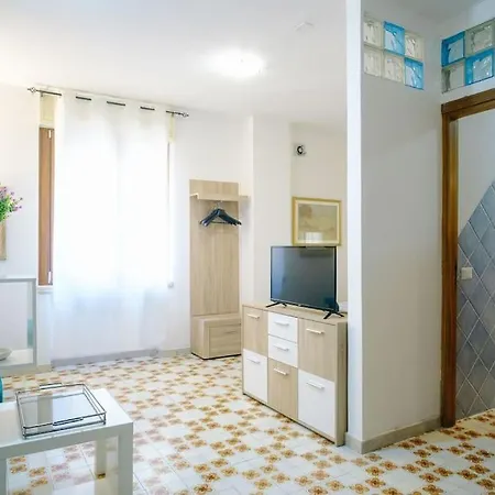 Διαμέρισμα Comodo Nel Centro Storico Di Όλμπια