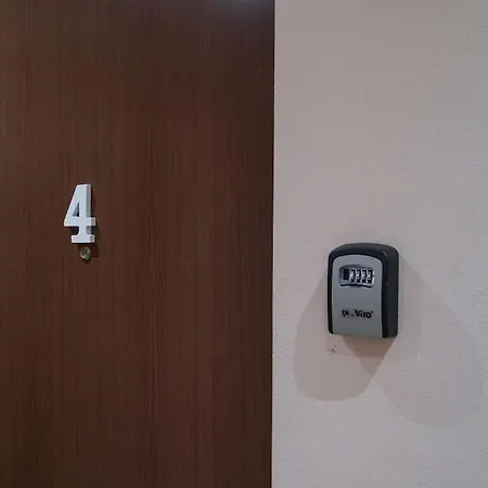 Comodo Nel Centro Storico Di Διαμέρισμα